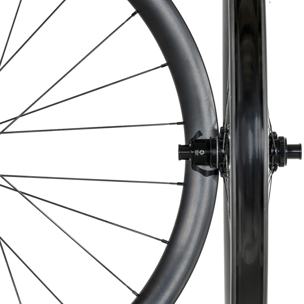 Solix SL AR40c Carbon Wheelset