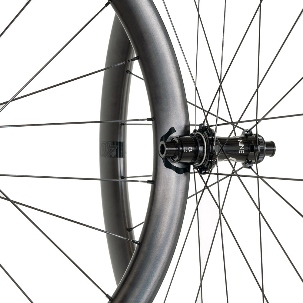 Solix SL AR40c Carbon Wheelset