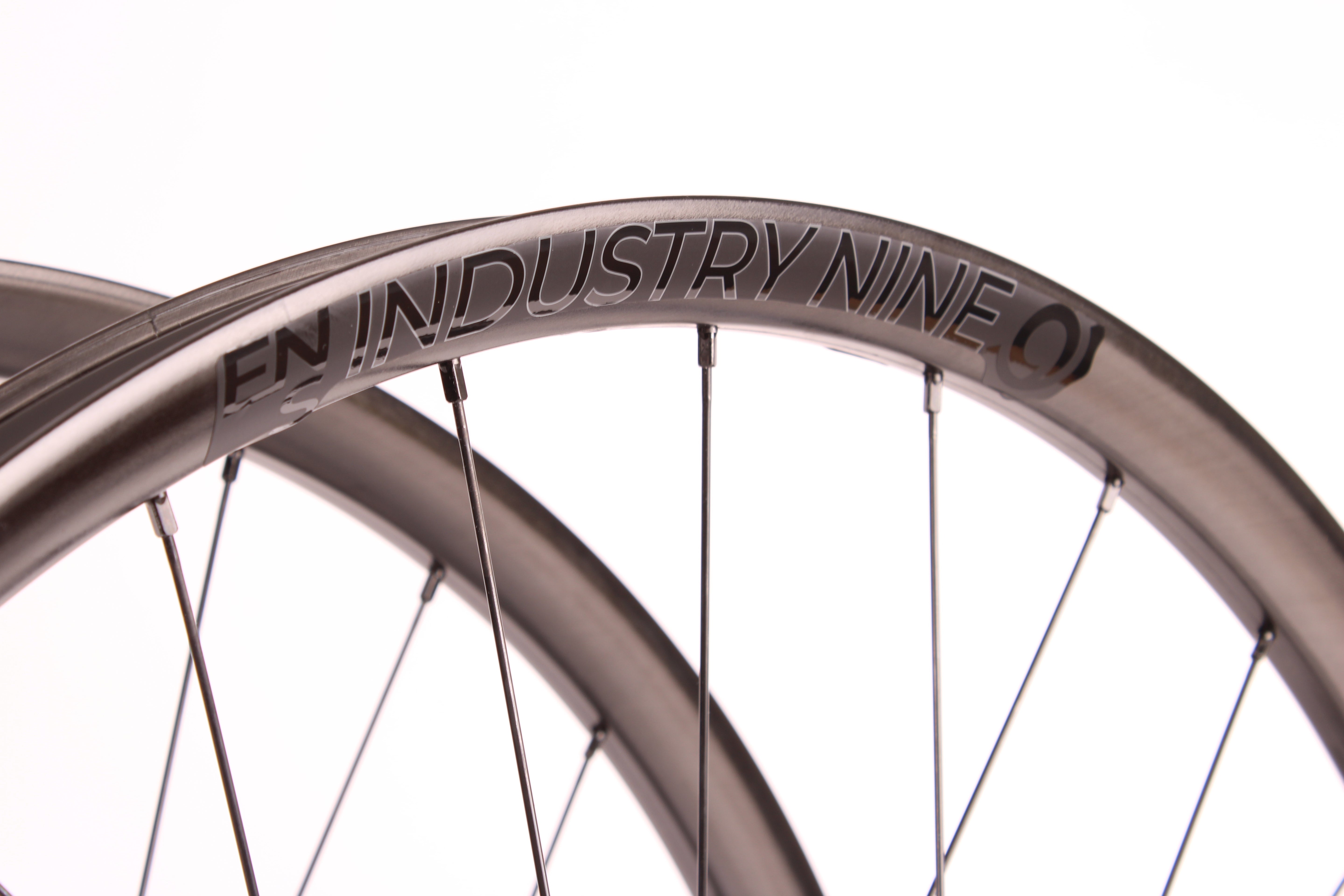 Enduro S Centerlock Carbon HYDRA MTN Wheels 29"