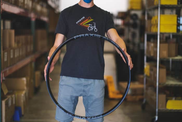 Praxis AL32 Rim 29" 28H