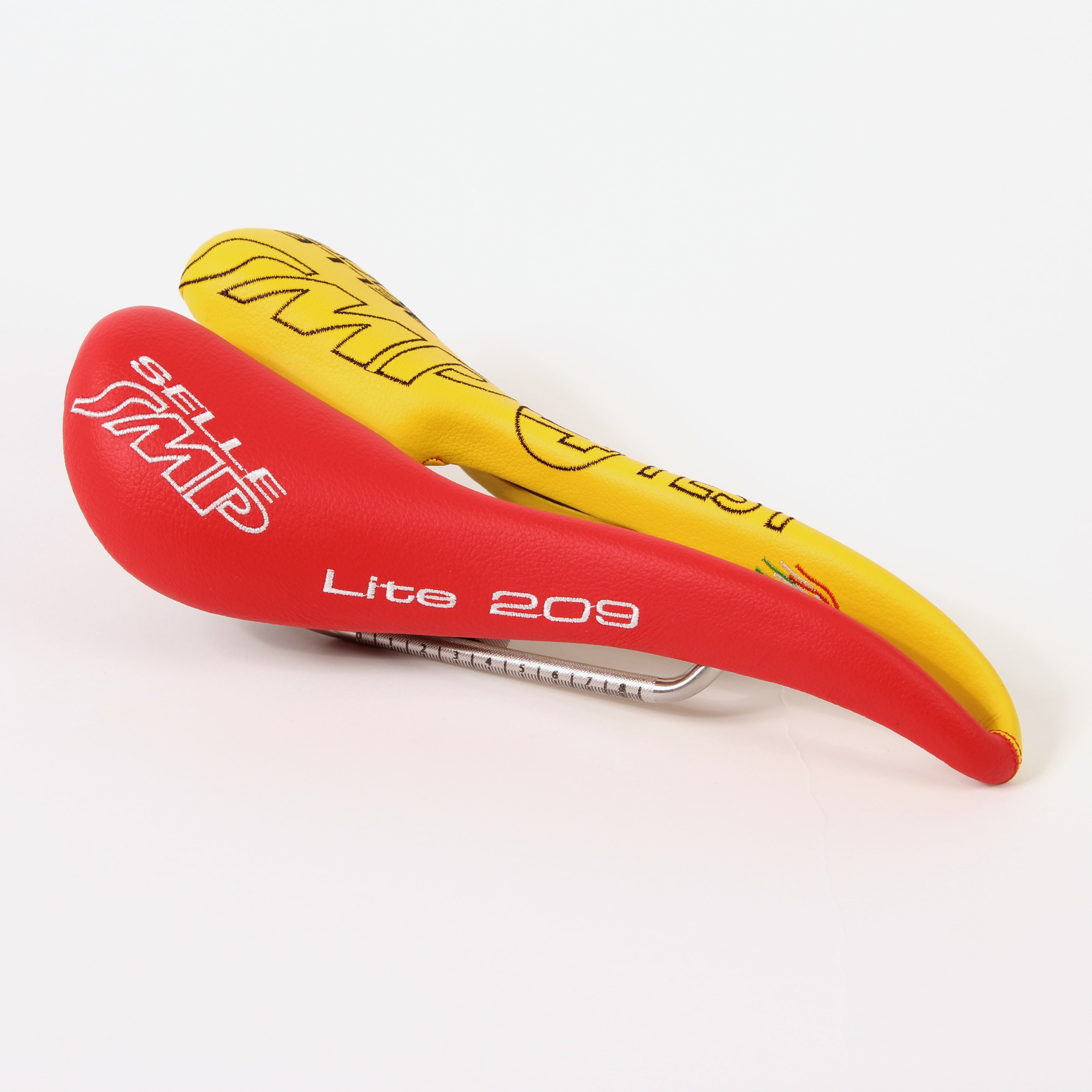 Selle SMP Lite 209 Sella Per Bici – Ergonomica, Made In Italy, Con Canale Centrale, Rails In Acciaio O Carbonio