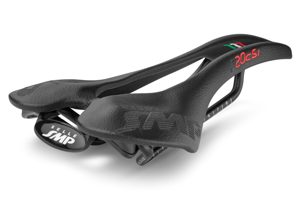 F20 C Si Black Saddle