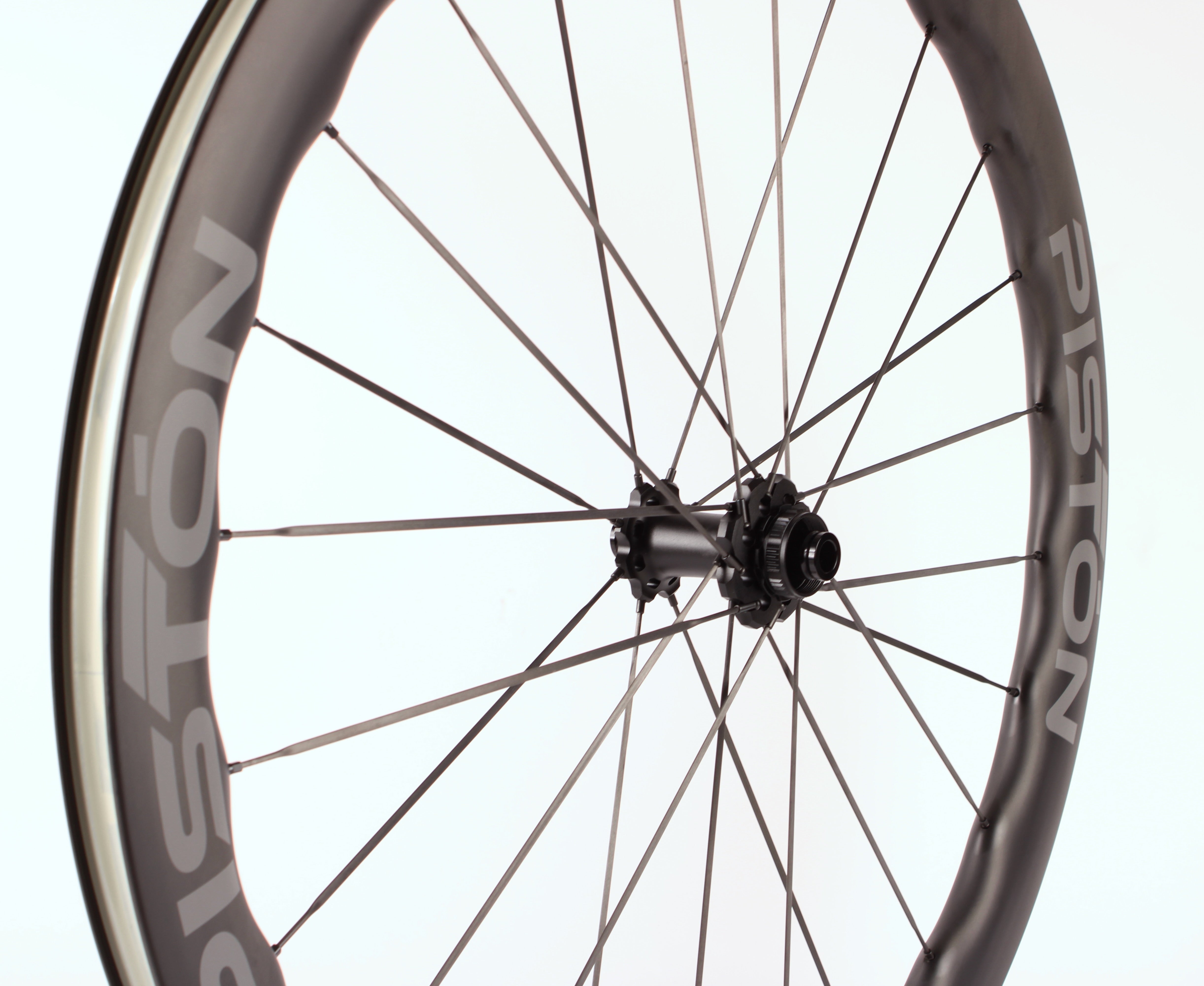 Piston HAMMER 50mm carbon spoke/wave rim wheelset (HG)